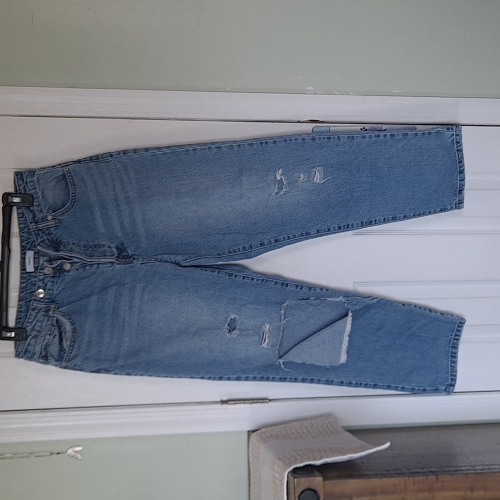Forever 21 Distressed Ripped Straight Leg Jeans